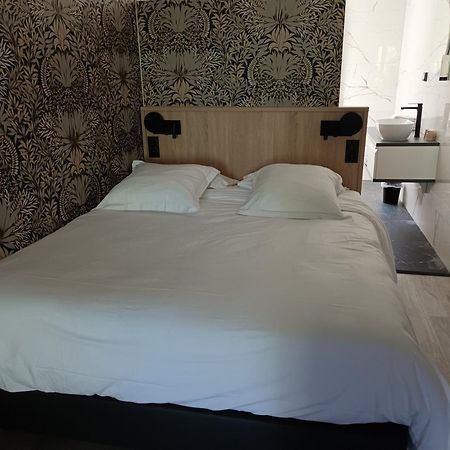 Hotel-Restaurant Logis L'Aubrac Laguiole Zewnętrze zdjęcie