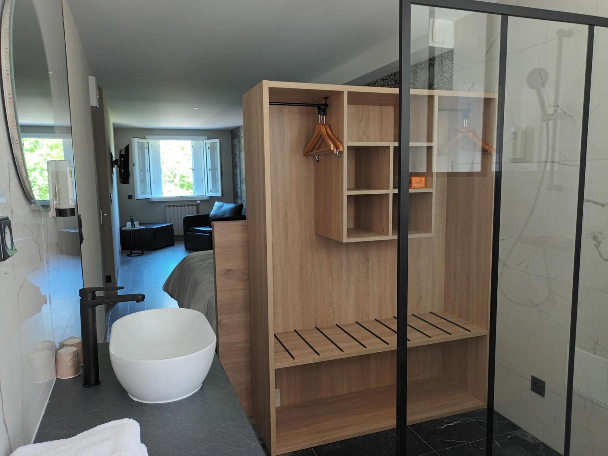 Hotel-Restaurant Logis L'Aubrac Laguiole Zewnętrze zdjęcie